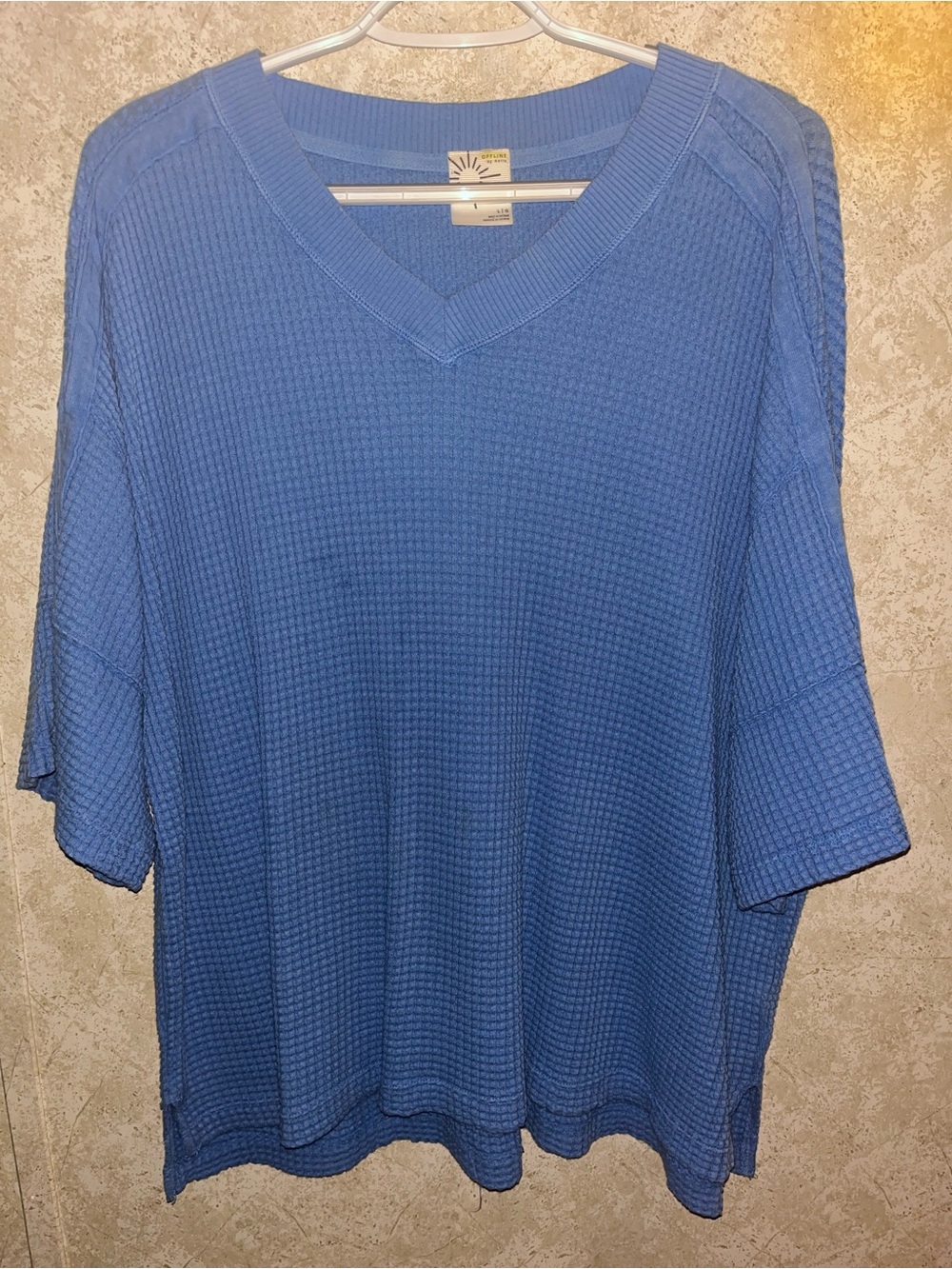 Arie Blue Waffle-Knit V-Neck Women’s Top
